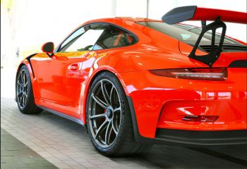 Rear brake pads for the Porsche 991 GT3 - iron discs